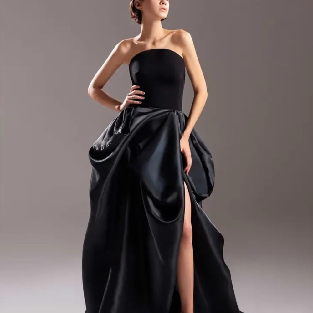 Gaby Charbachi Elegant Black Strapless Evening Gown